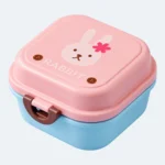 Lunch box bébé carrée rose et bleue, couvercle à motif lapin et clips latéraux